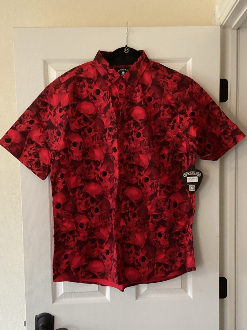 Red Skull-Print Short Sleeve Button-Down Shirt - Unknown Brand